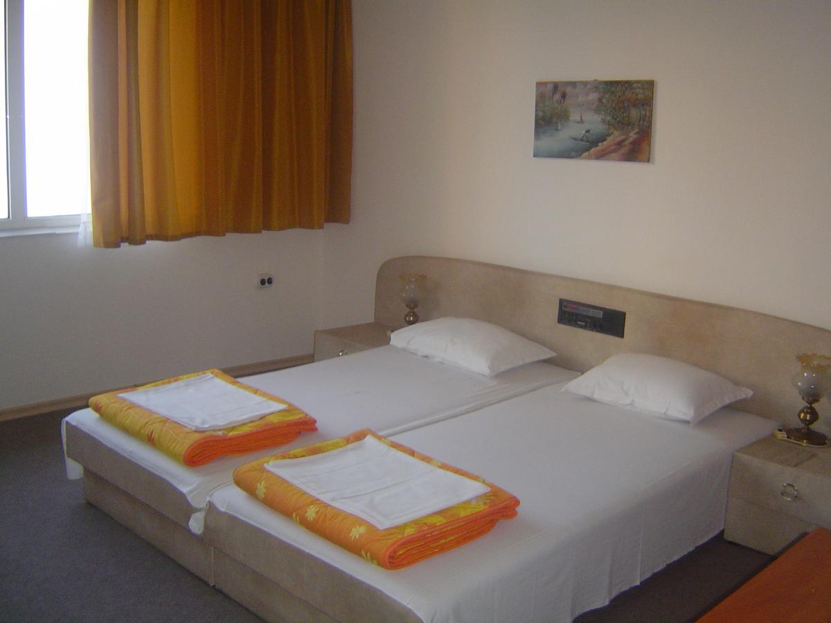 Guest House Dimovi Sozopol Exterior photo